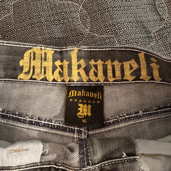 Women’s Makaveli Denim Shorts size 16 - Picture 4 of 5